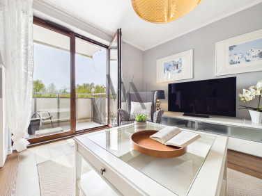 Mieszkanie blok mieszkalny nad jeziorem