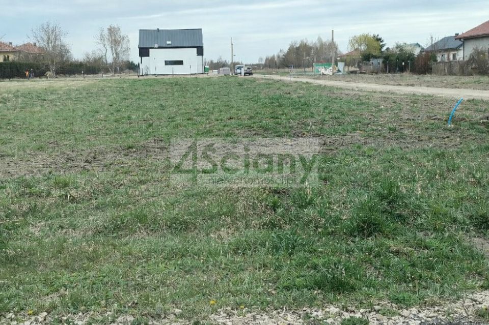 Działka budowlana Rusiec