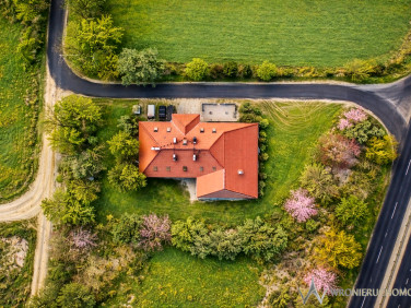 Budynek użytkowy Borowa