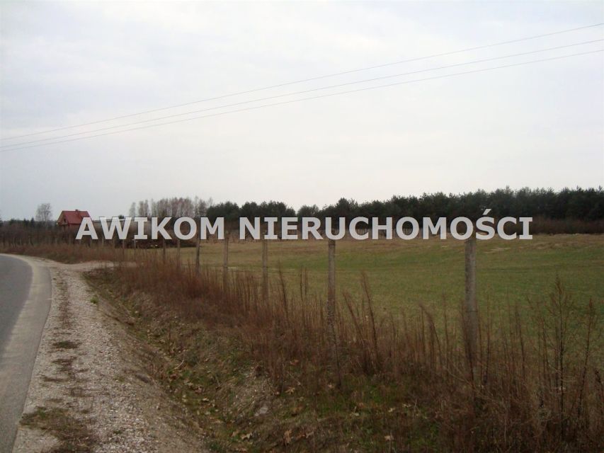 Działka budowlana Many