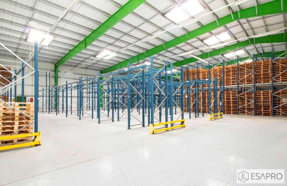 Budynek użytkowy Piaski