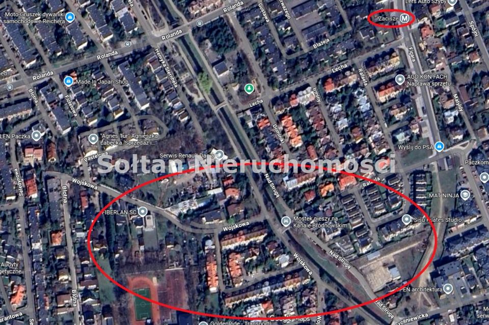 Dom z balkonem