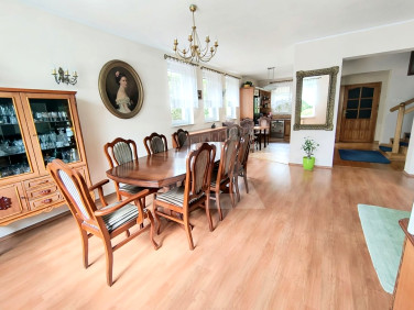 Dom Niemcz sprzedaż