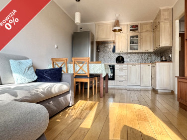 Mieszkanie blok mieszkalny nad rzeką