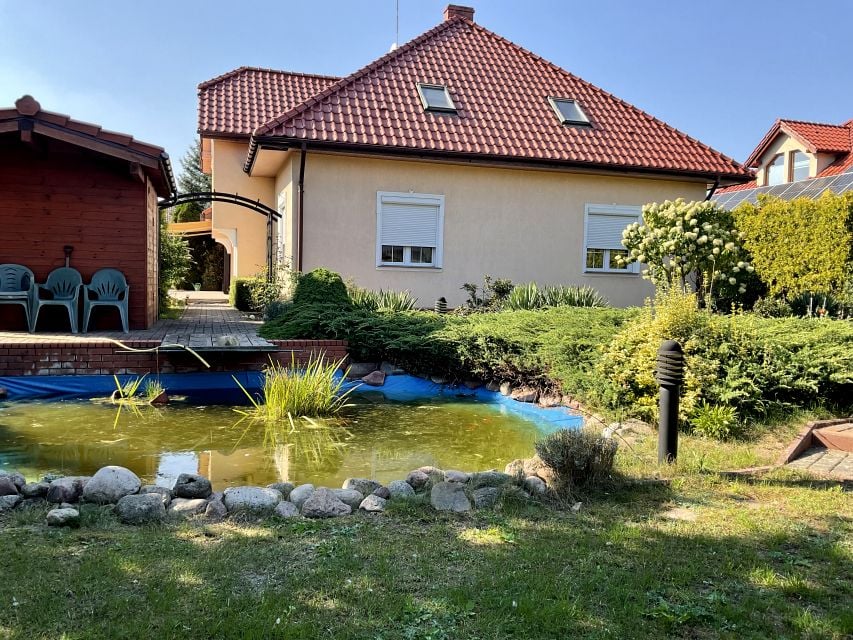 Dom z garażem