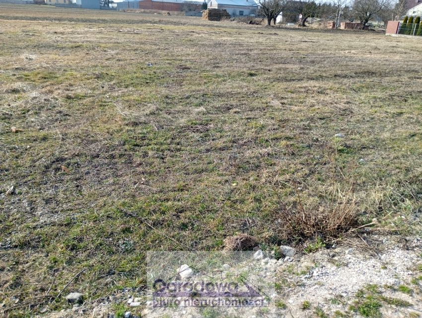 Działka budowlana Łady