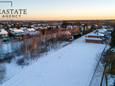 Działka Dziekanów Polski