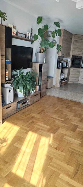 Mieszkanie blok mieszkalny nad rzeką