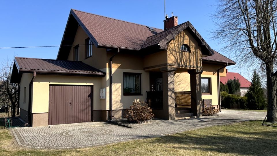 Dom Policzna sprzedaż