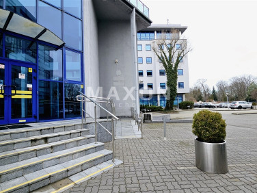 Budynek użytkowy Warszawa