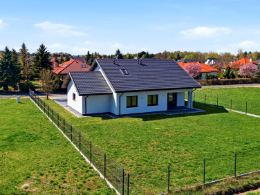 Dom z garażem
