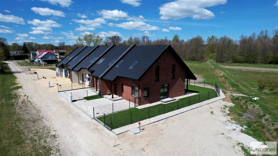 Dom Dąbrowica