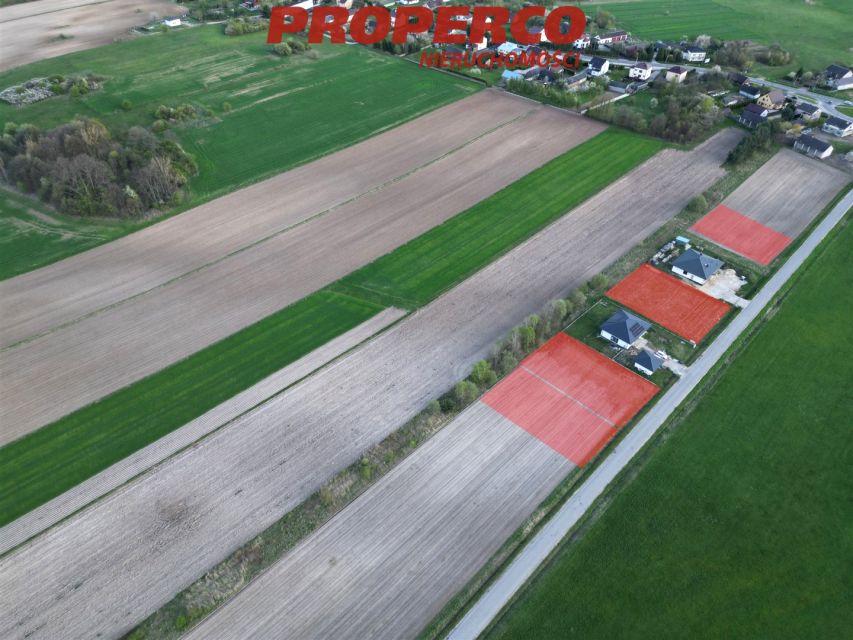 Pusta działka Wielebnów
