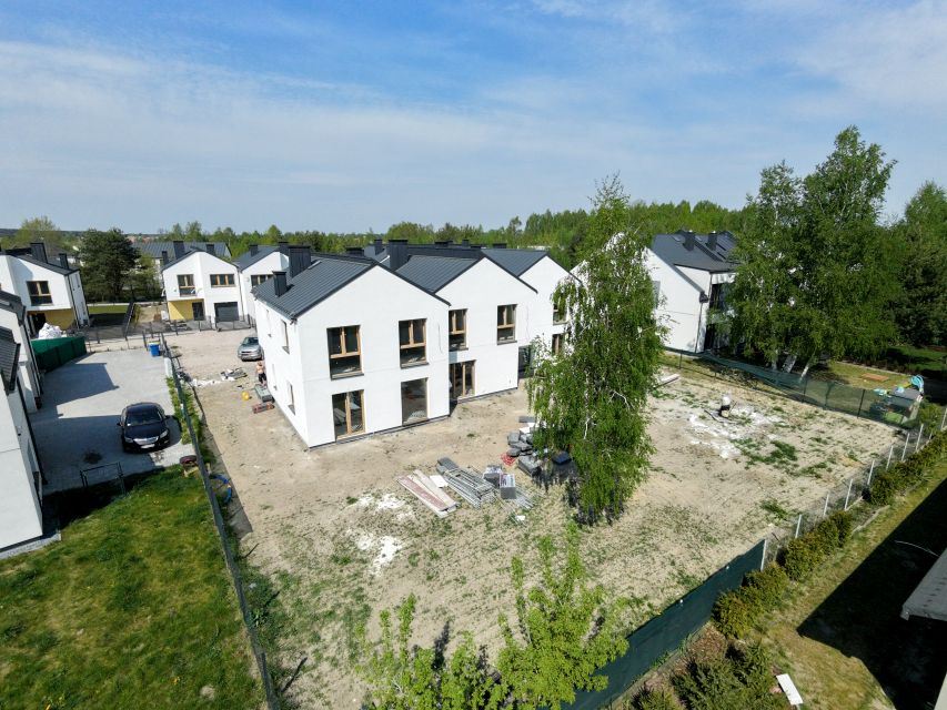 Dom z garażem