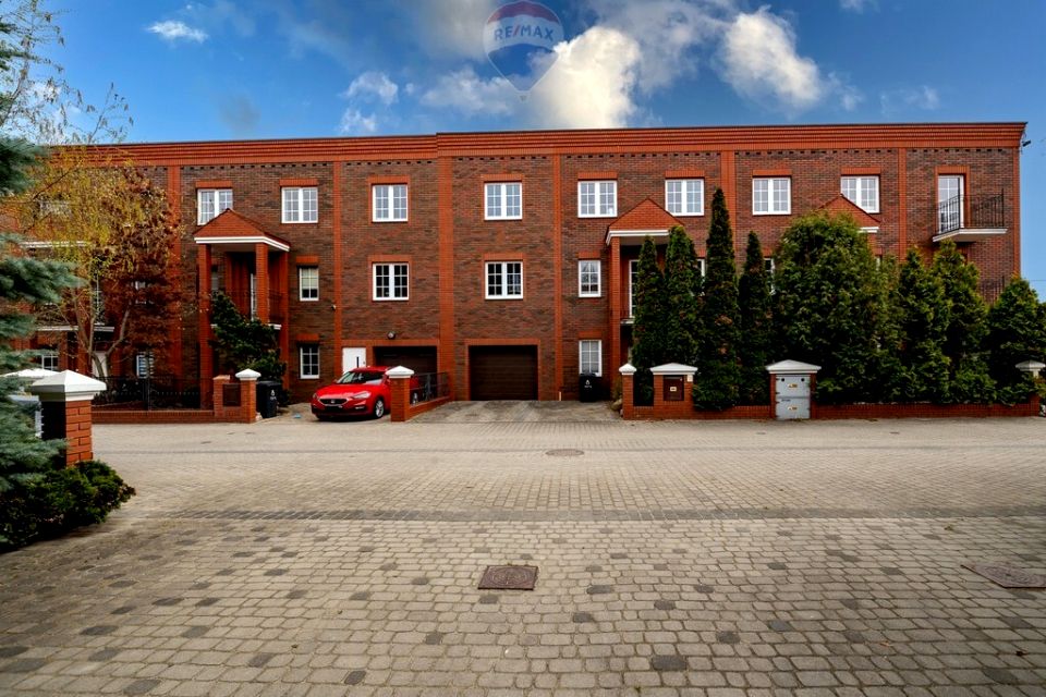 Budynek użytkowy Warszawa