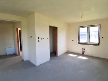Dom z garażem
