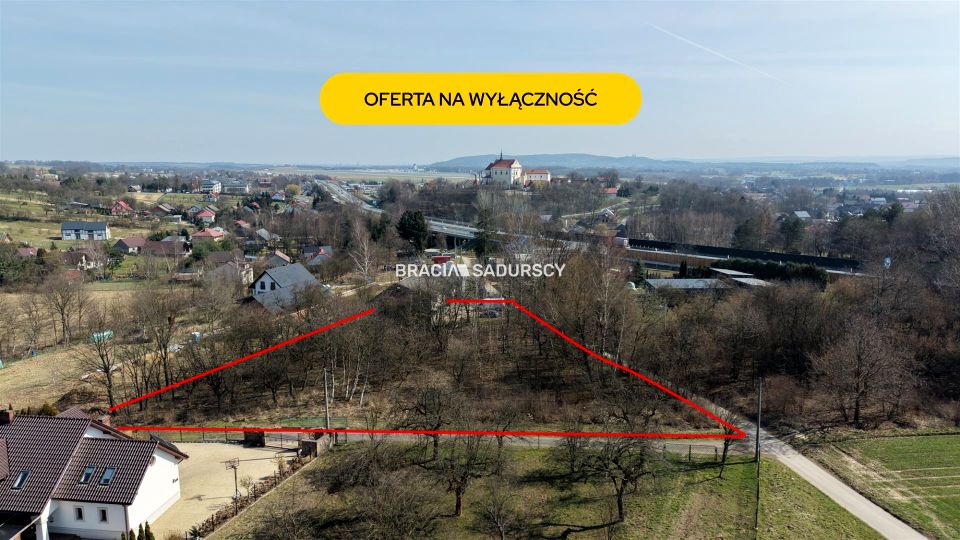 Działka usługowa Morawica