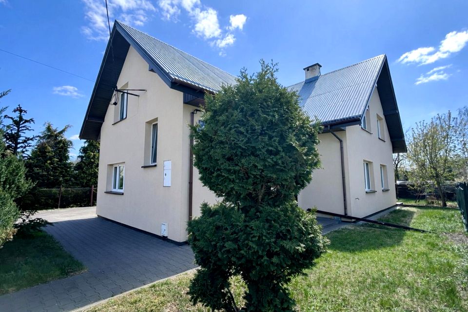 Dom Kobyłka