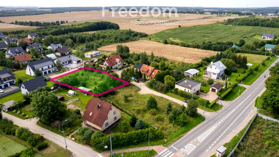 Działka nad jeziorem