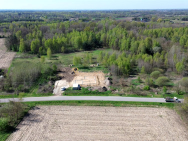 Zabudowana działka Mędrzechów