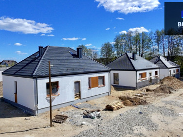 Dom Dobroszów Oleśnicki