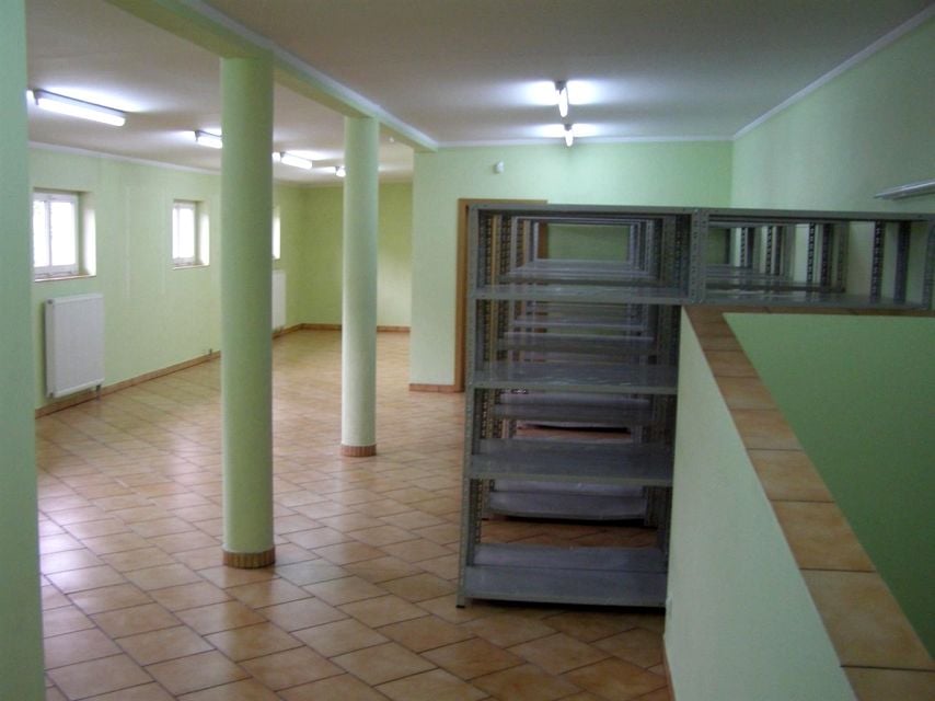 Biurowiec, ul. Główna