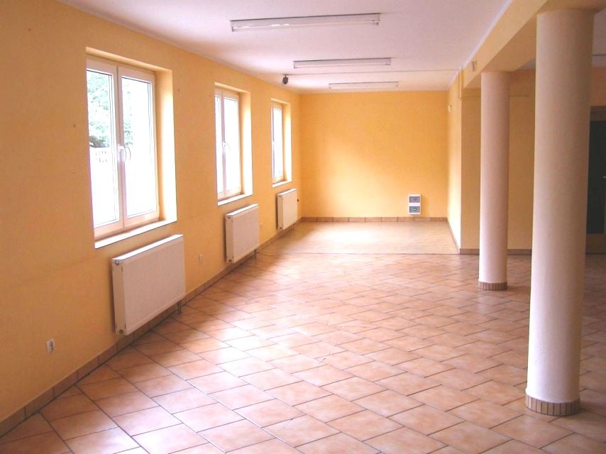 Wynajmę Lokal użytkowy Chorzów - 290 m²