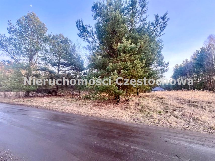 Pusta działka Konopiska