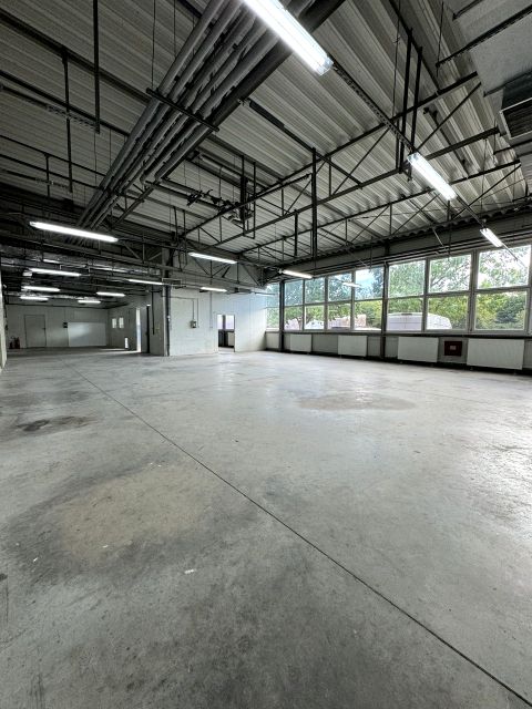 Budynek użytkowy Warszawa