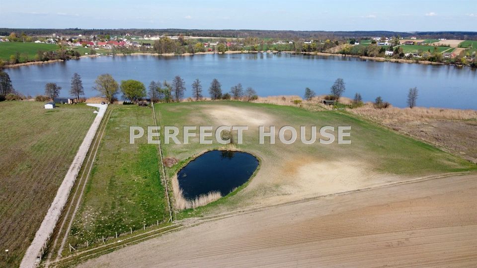 Pusta działka Charcice