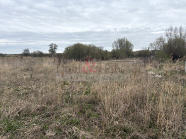 Działka usługowa Skowarcz