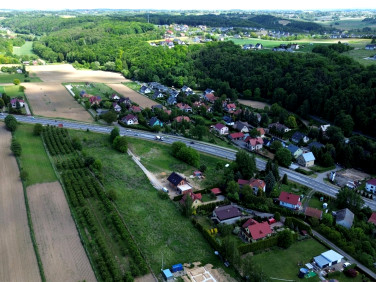 Pusta działka Zerwana