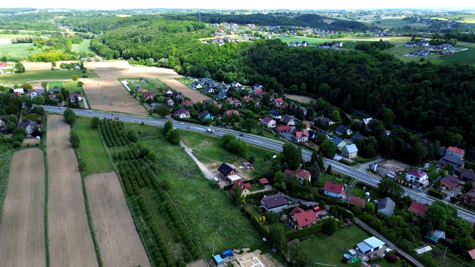 Pusta działka Zerwana