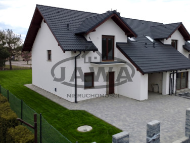 Dom z parkingiem
