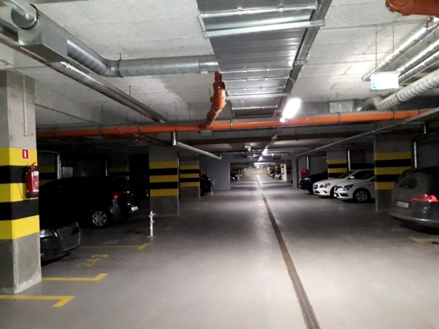 Budynek użytkowy Warszawa