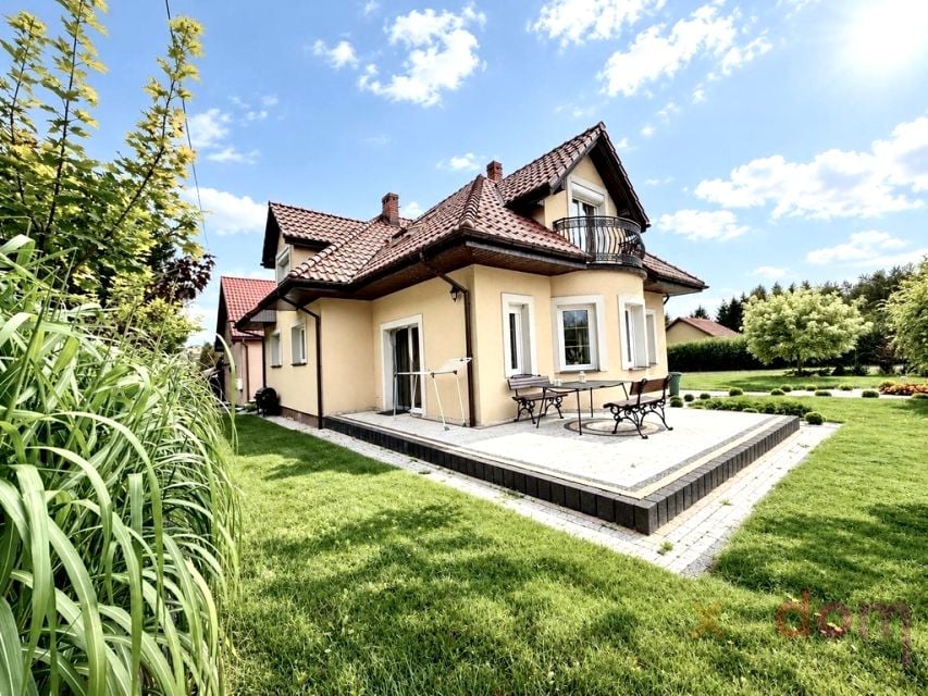 Dom, ul. Łysogórska