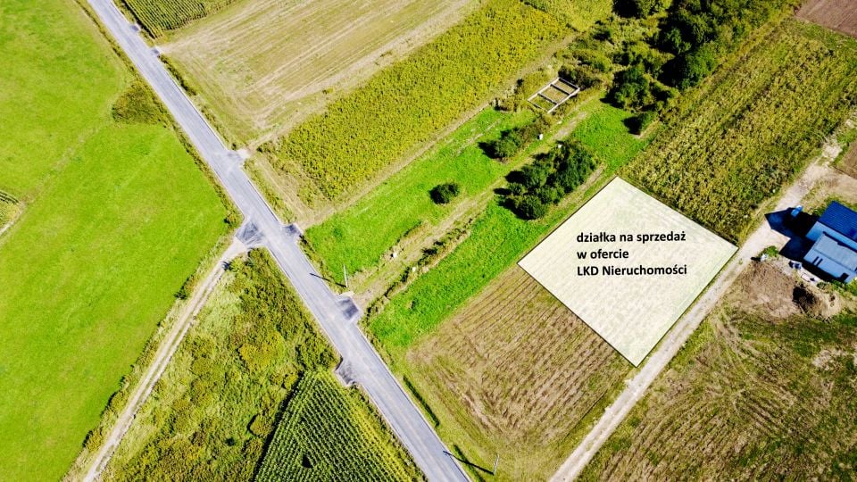 Działka Pawęzów