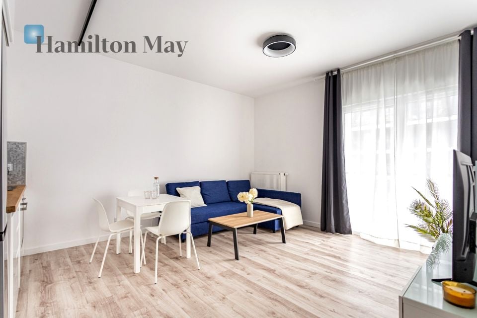 Apartament, Aleja Prymasa Tysiąclecia