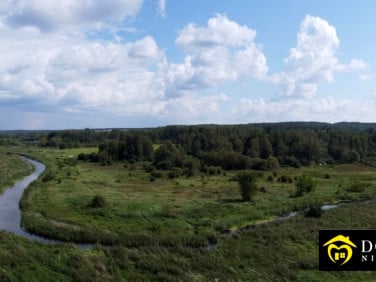 Działka nad jeziorem