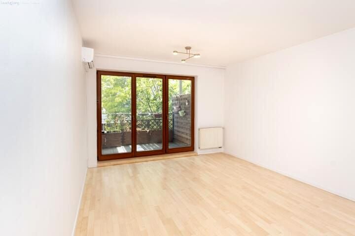 Apartament, Mozarta