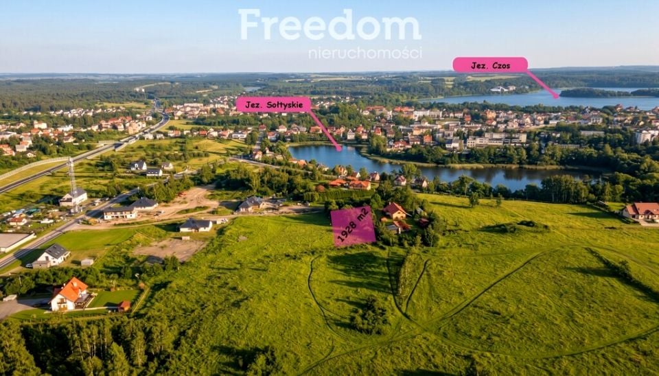Działka nad jeziorem