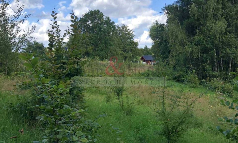 Sprzedam działkę Barwik - 1 391 m²