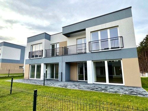 Dom z parkingiem