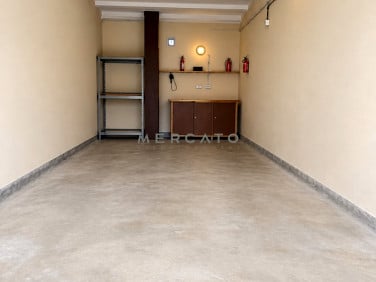 Budynek użytkowy Warszawa