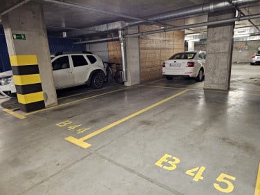 Budynek użytkowy Warszawa