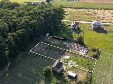 Ogrodzona działka sprzedam