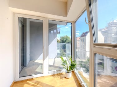 Mieszkanie apartamentowiec nad rzeką