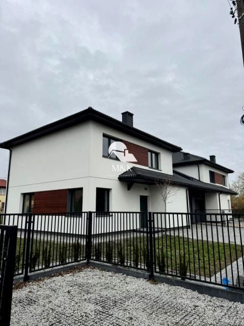Dom Brwinów