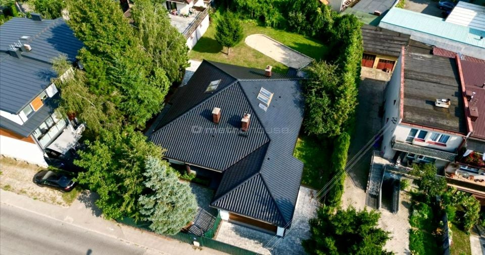 Lokal Łomianki