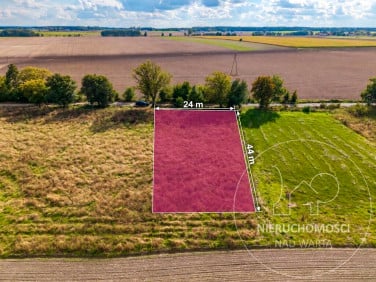 Działka nad jeziorem